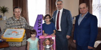 Глава района принял участие в акции «Ёлка желаний» - Камско-Устьинский район